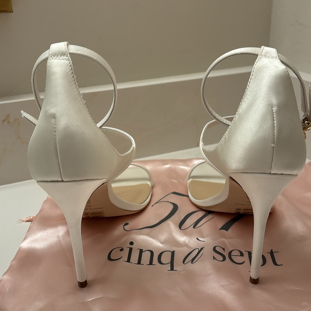 NWOT Cinq a sept Celeste satin heeled sandals size 8 - Picture 5 of 10
